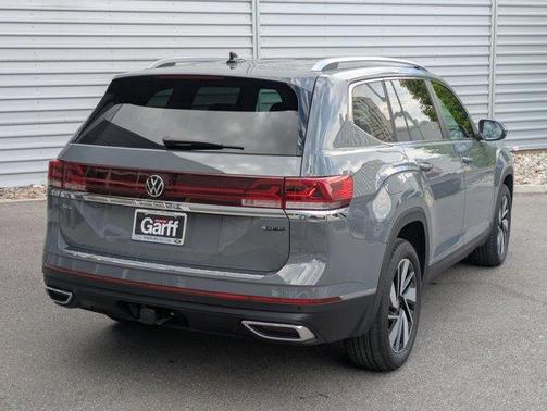 Pure Gray 2025 Volkswagen Atlas 2.0T SEL