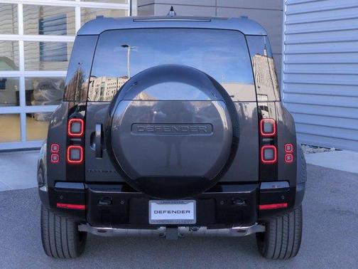 2026 Land Rover Defender P400 X-Dynamic SE