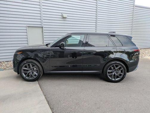 2025 Land Rover Range Rover Sport P360 SE