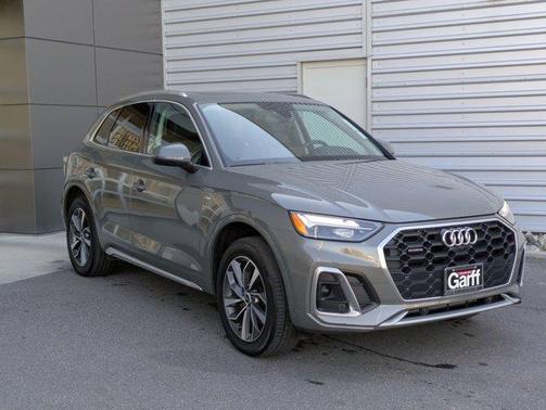 2023 Audi Q5 45 S line Premium Plus