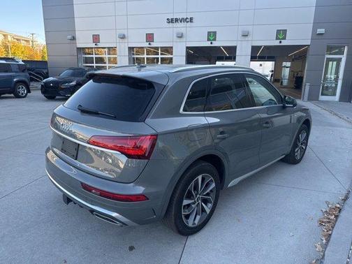 2023 Audi Q5 45 S line Premium Plus