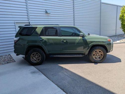 2022 Toyota 4Runner TRD Off Road Premium