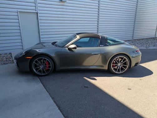 2023 Porsche 911