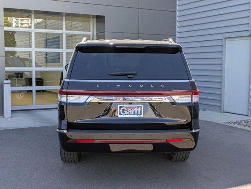 2024 Lincoln Navigator L Reserve