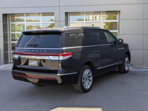 2024 Lincoln Navigator L Reserve