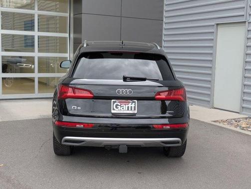 2020 Audi Q5 40 Premium Plus
