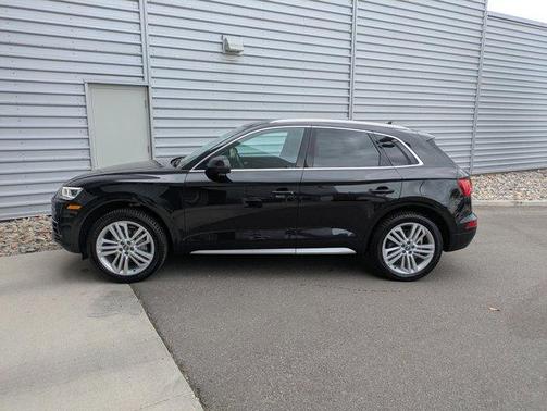 2020 Audi Q5 40 Premium Plus