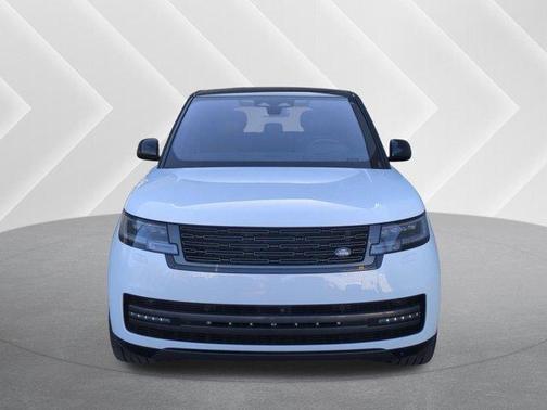 2023 Land Rover Range Rover P530 SE