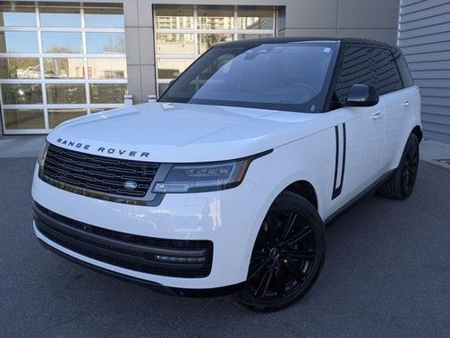 2023 Land Rover Range Rover P530 SE