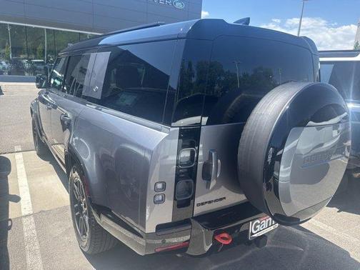 2024 Land Rover Defender 130 P400 X