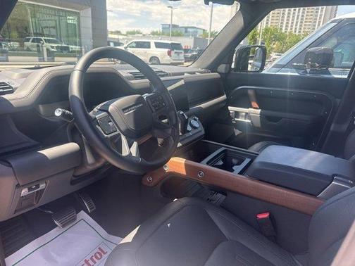 2024 Land Rover Defender 130 P400 X
