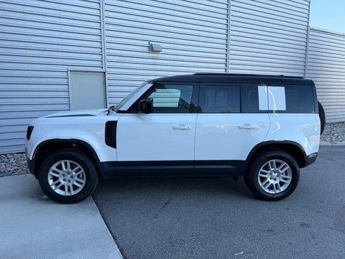 2025 Land Rover Defender P300