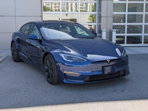 Blue 2022 Tesla Model S