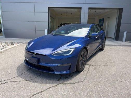 Blue 2022 Tesla Model S