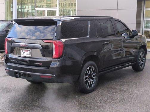 2023 GMC Yukon XL AT4