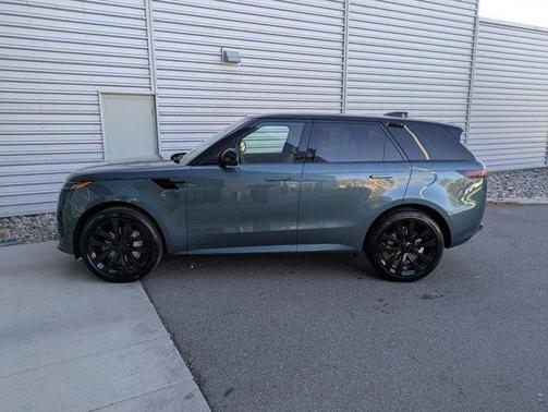 2026 Land Rover Range Rover Sport 5.0 Supercharged Dynamic