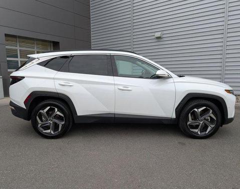 Quartz White 2022 Hyundai TUCSON Limited