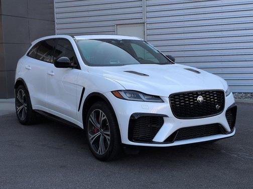 2024 Jaguar F-PACE SVR
