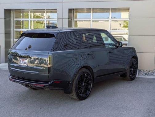 2025 Land Rover Range Rover P530 SE