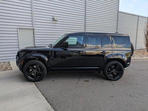 2025 Land Rover Defender P525 V8