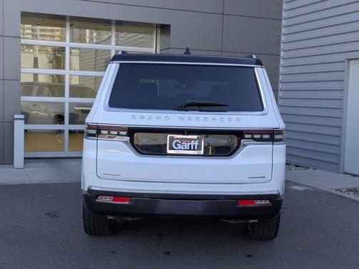2022 Jeep Grand Wagoneer Series II