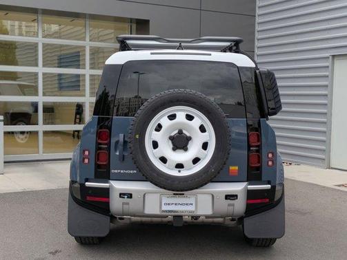 2025 Land Rover Defender P300