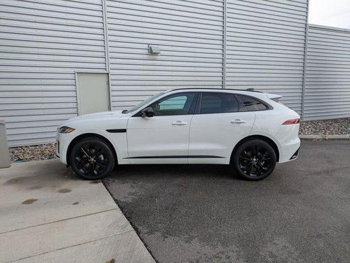 2025 Jaguar F-PACE P250 R-Dynamic S