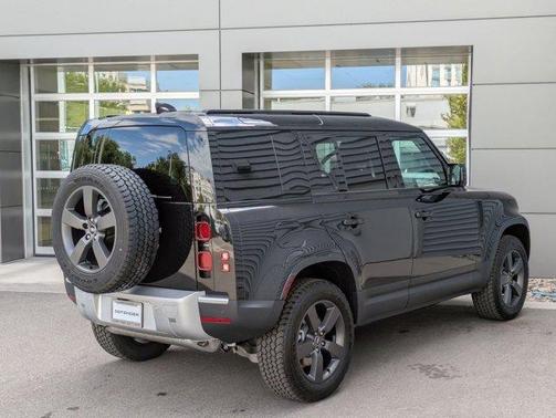 2025 Land Rover Defender P300