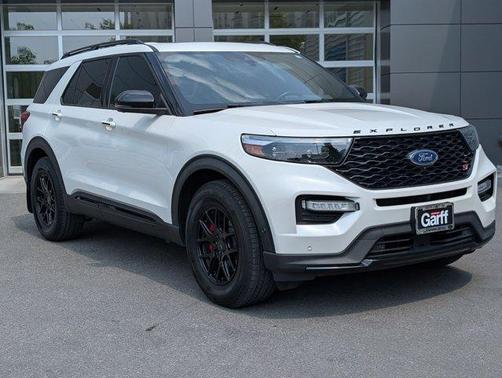 White Metallic 2020 Ford Explorer ST