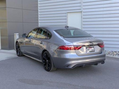 2024 Jaguar XF R-Dynamic SE