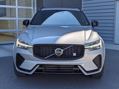 2022 Volvo XC60 Recharge Plug-In Hybrid T8 Polestar Engineered