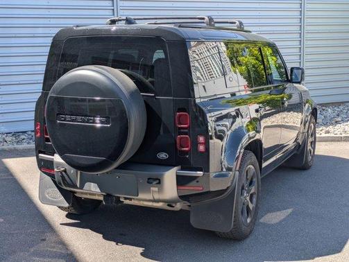 Santorini Black 2022 Land Rover Defender 110 X-Dynamic SE