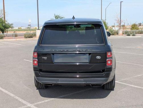 2020 Land Rover Range Rover P525 HSE LWB
