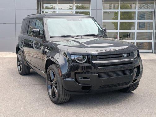 Santorini Black 2026 Land Rover Defender P400 X-Dynamic SE