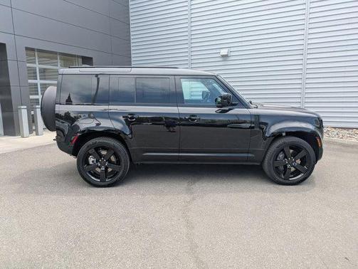 Santorini Black 2026 Land Rover Defender P400 X-Dynamic SE