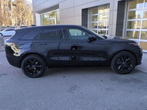 Santorini Black 2026 Land Rover Range Rover Velar Dynamic SE