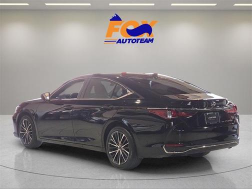 2024 Lexus ES 300h Luxury