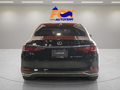 2024 Lexus ES 300h Luxury