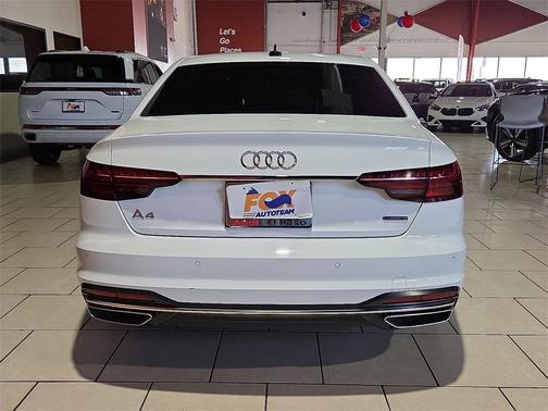 2024 Audi A4 45 S line quattro Premium