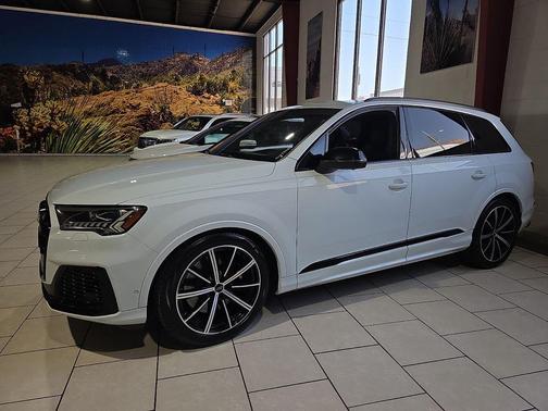 Glacier White Metallic 2021 Audi SQ7 4.0T Premium Plus