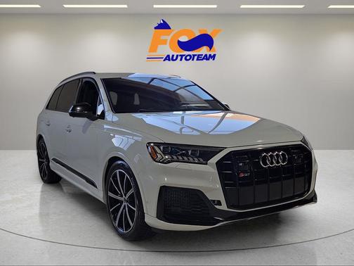Glacier White Metallic 2021 Audi SQ7 4.0T Premium Plus