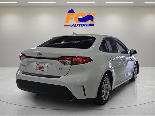 Ice 2024 Toyota Corolla LE