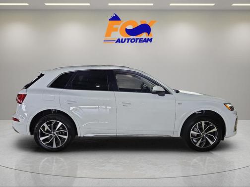 2024 Audi Q5 45 S line quattro Premium