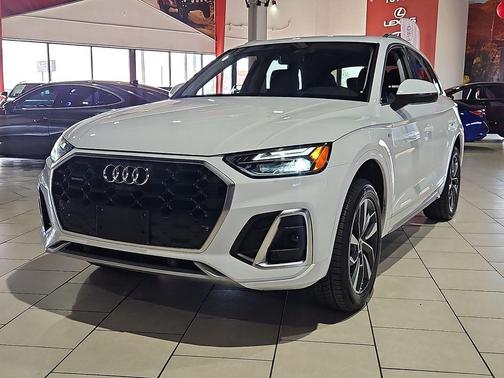 2024 Audi Q5 45 S line quattro Premium
