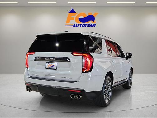 White Frost Tri-Coat 2024 GMC Yukon Denali Ultimate