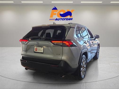 2019 Toyota RAV4 XLE Premium