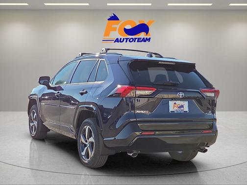 2025 Toyota RAV4 Plug-In Hybrid SE