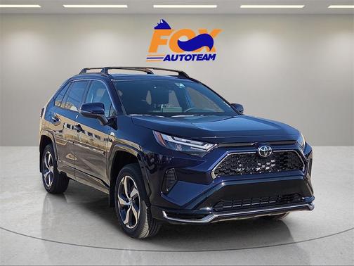 2025 Toyota RAV4 Plug-In Hybrid SE
