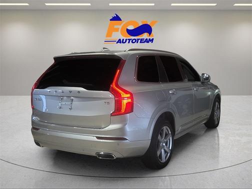 2021 Volvo XC90 T5 Momentum 7 Passenger
