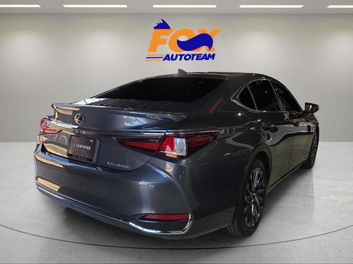 Gray 2024 Lexus ES 300h Ultra Luxury